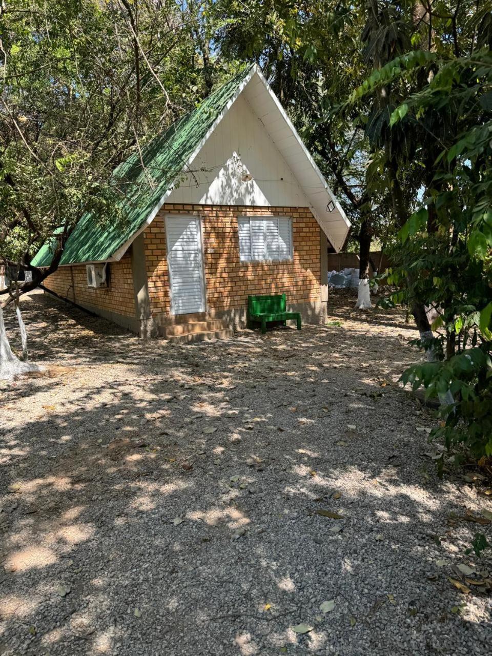 Hotel Recanto Do Bosque ソヒーゾ エクステリア 写真